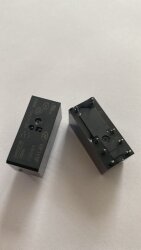 HF115F-018-2ZS4 18VDC 8A 8 Pin Çift Kontak Röle - 