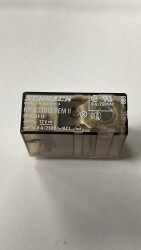 RP432012 REMII 12VDC 8A 250VAC 5 PİN RÖLE - SCHRACK - 